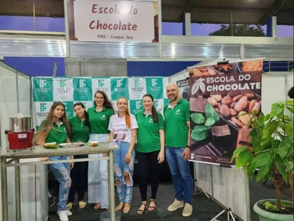'Escola do chocolate' visa ajudar crescimento sustentável da cultura do cacau em RO