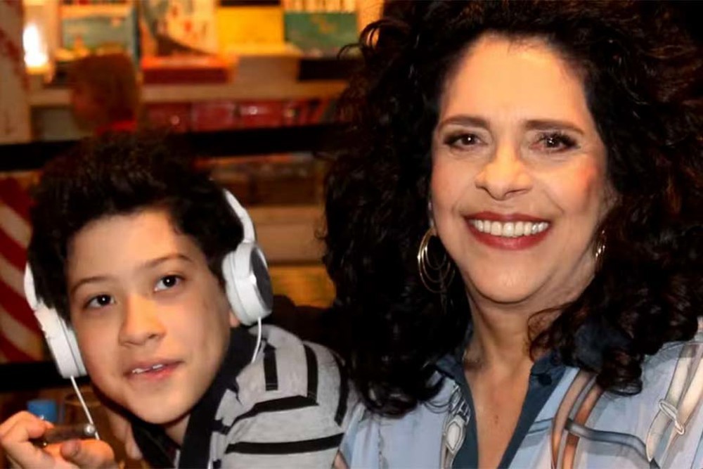 Filho de Gal Costa pede exumação do corpo da cantora para investigação
