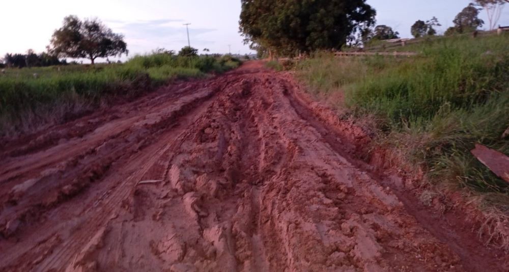 Alex Redano cobra recuperação da rodovia que liga o distrito de Triunfo ao município de Alto Paraíso