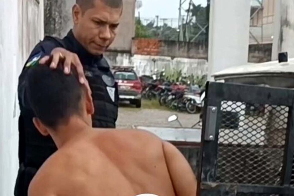 Homem é preso no bairro primavera em Ji-Paraná com armas e drogas