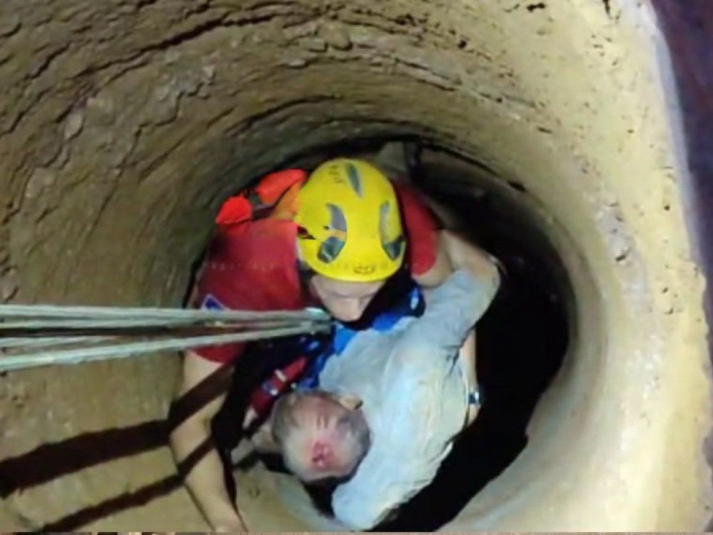 Idoso de 77 anos é resgatado de poço de 28 metros em Ji-Paraná