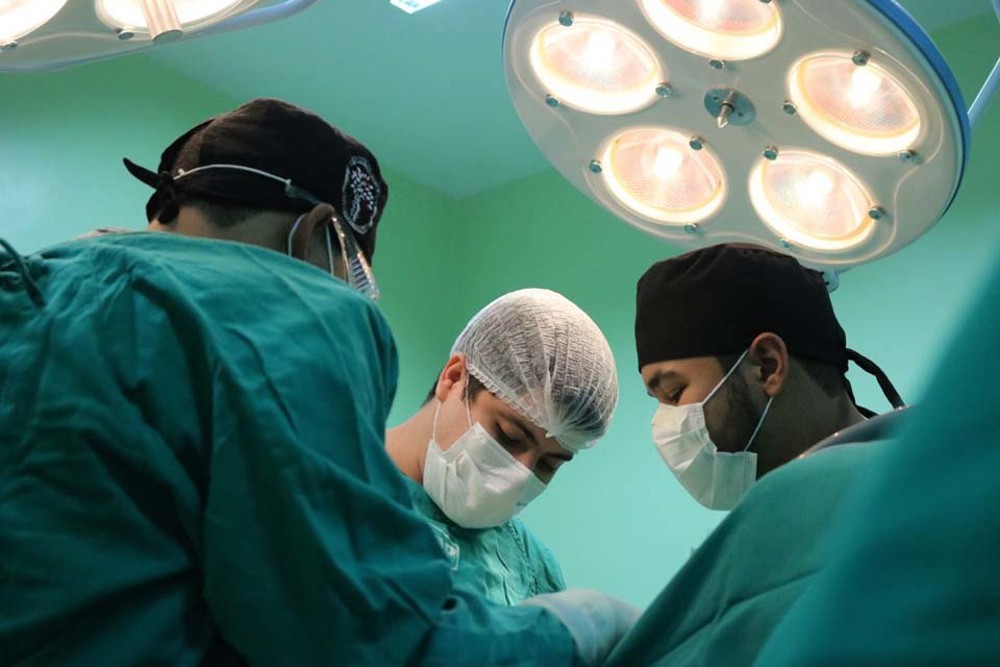 “Operação Sorriso” e governo fazem cirurgias em crianças com fissuras labiopalatinas