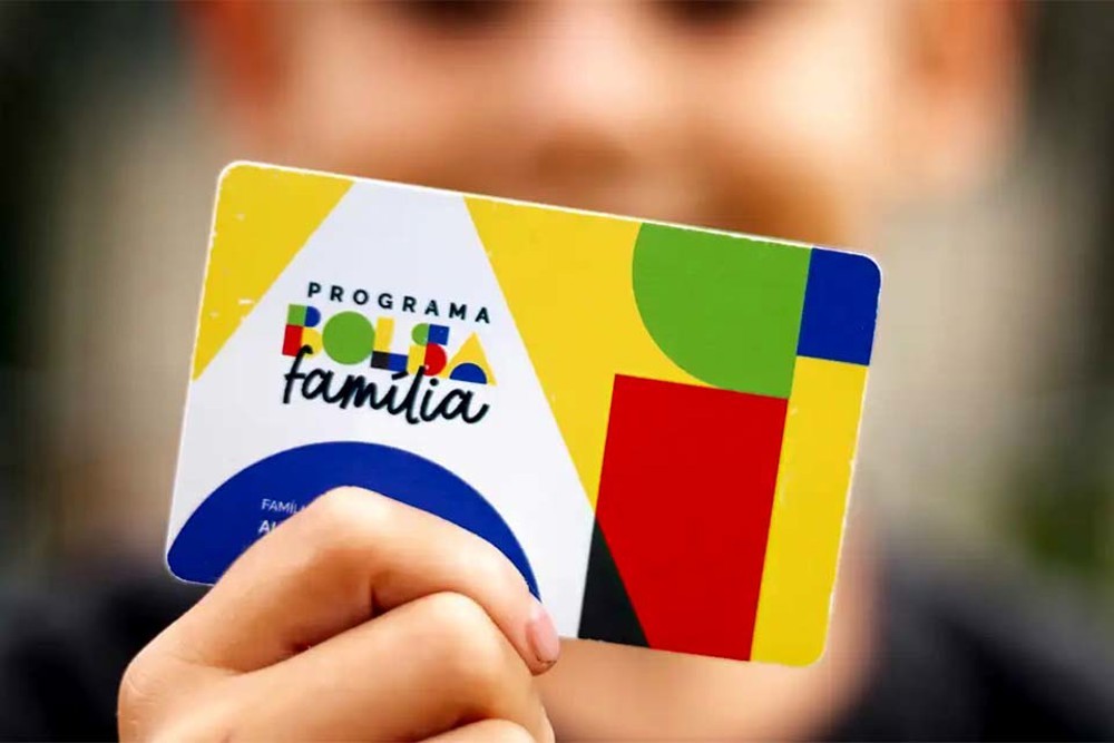 Caixa paga Bolsa Família a beneficiários com Número de Inscrição de final 4
